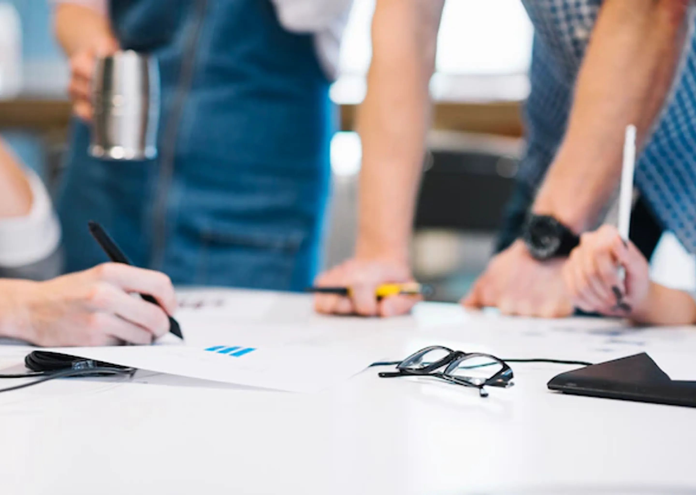 Gaure, COLABORACION PERSONALIZADA, En GAURE trabajamos mano a mano contigo para entender tus necesidades espec�ficas y ofrecerte el mejor servicio